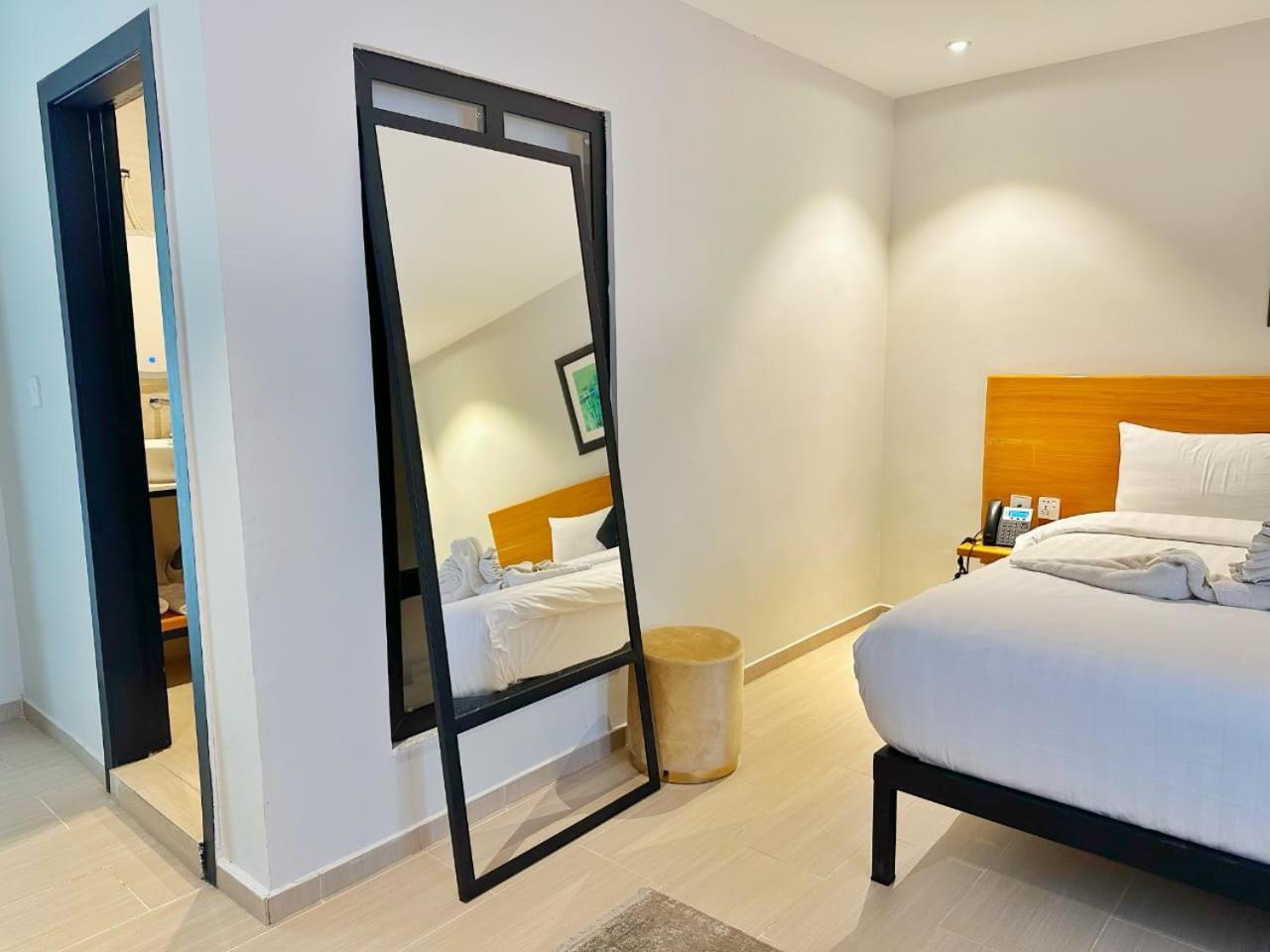 The Avenue Hotel 이슬라마바드 외부 사진